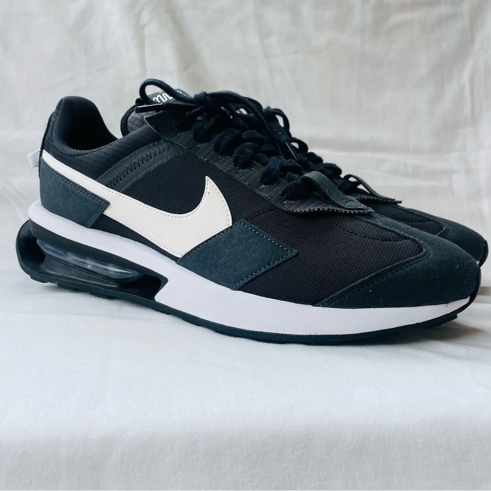 Nike Air Max Pre-Day Black/Anthracite/White DC9402-001 Men’s Size 11.5
